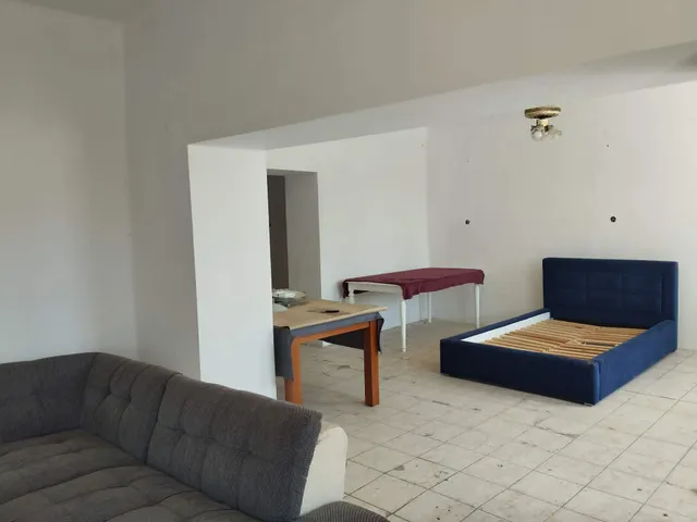 Eladó ház Pitvaros, Mezőhegyesi út 36 180 nm
