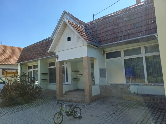 Eladó ház Apátfalva 253 nm