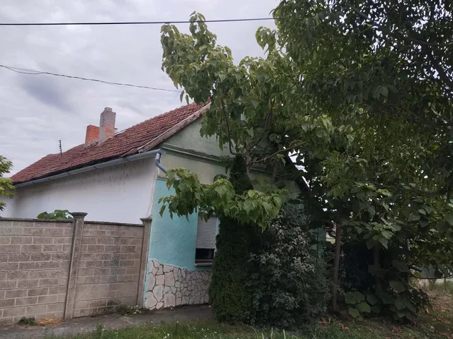 Eladó ház Királyhegyes 120 nm