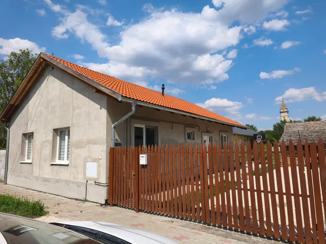 Eladó ház Makó 160 nm