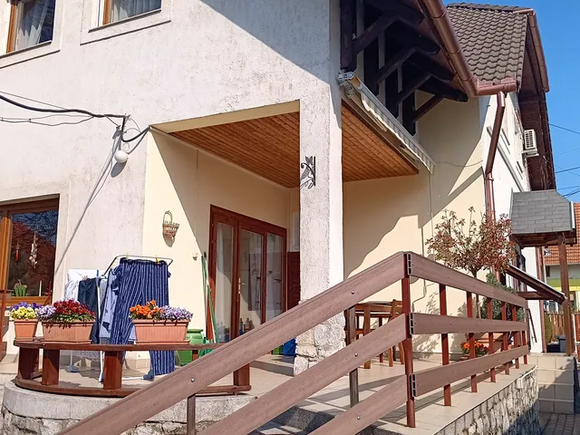 Eladó ház Pécs, Alkony utca 150 nm