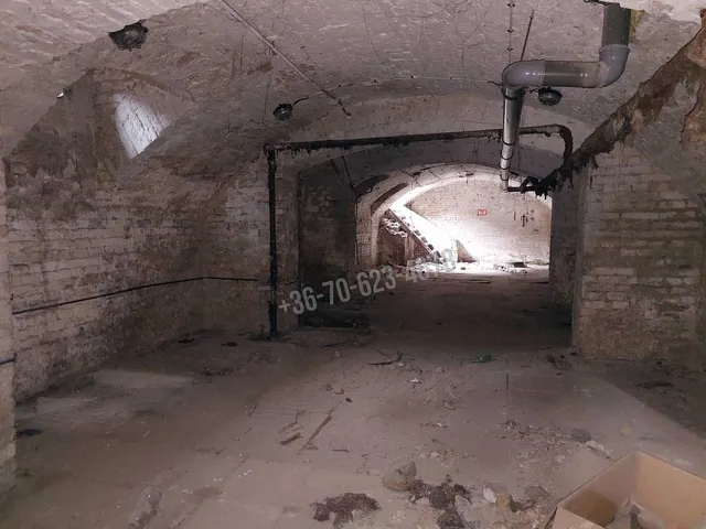 Eladó kereskedelmi és ipari ingatlan Budapest VIII. kerület, Kacsóh Pongrác utca 128 nm