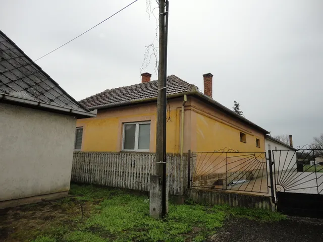 Eladó ház Tiszalök, Honvéd utca 144 nm