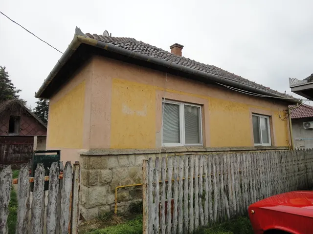 Eladó ház Tiszalök, Honvéd utca 151 nm