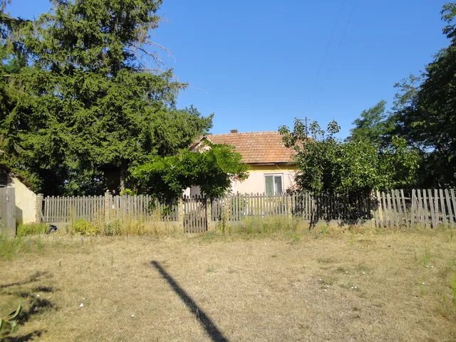 Eladó mezőgazdasági ingatlan Nyíregyháza, Ipari park 50 nm