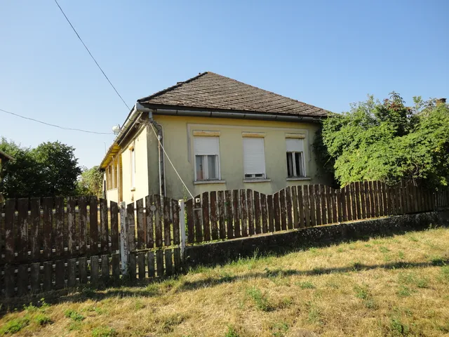 Eladó ház Gávavencsellő 87 nm