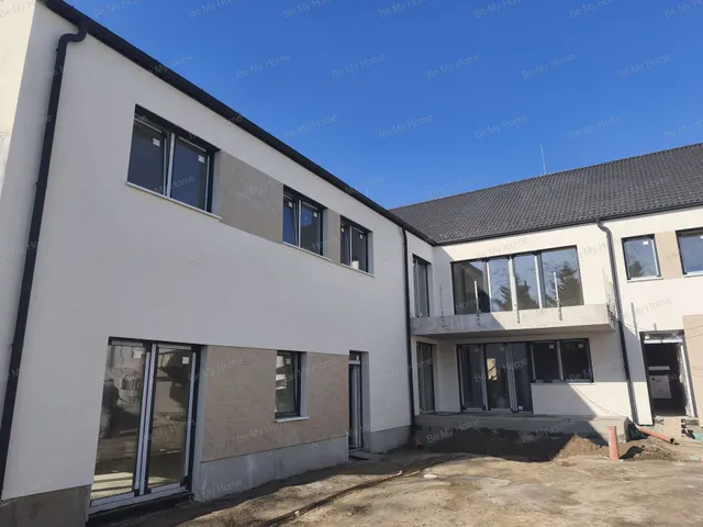 Eladó lakás Budapest XV. kerület, Rákospalota 142 nm