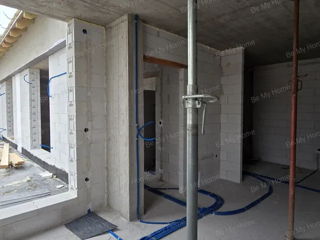 Eladó lakás Budapest III. kerület 102 nm