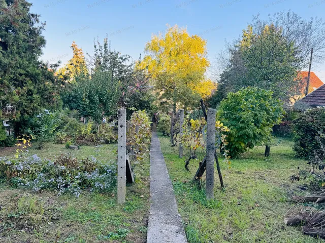 Eladó telek Budakalász, Omszk park környéke 610 nm