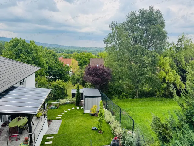 Eladó ház Pomáz, Orlovác 200 nm