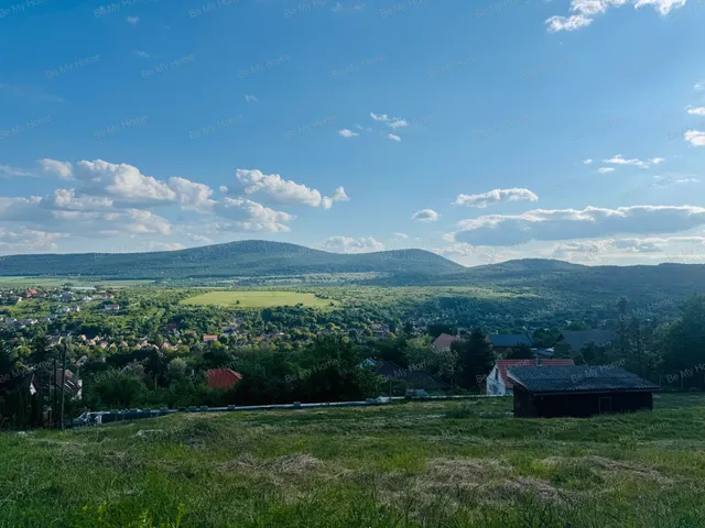 Eladó telek Pomáz 1038 nm