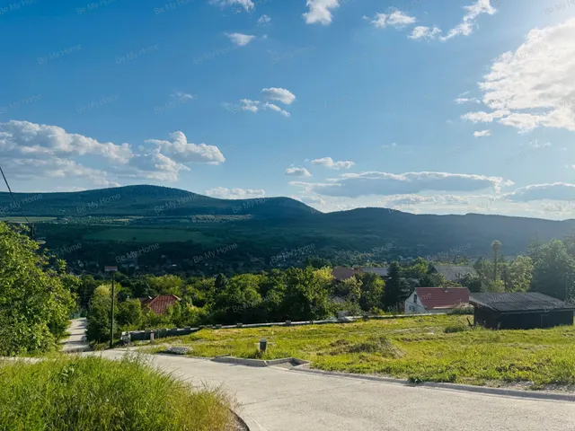 Eladó telek Pomáz 1038 nm