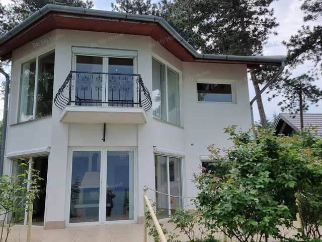Eladó ház Siófok, Sóstó 175 nm