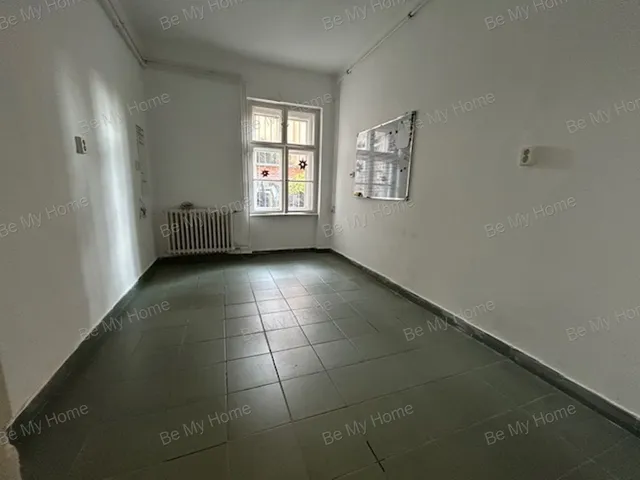 Kiadó kereskedelmi és ipari ingatlan Budapest III. kerület, Csillaghegy 160 nm