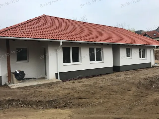 Eladó ház Pilisjászfalu 68 nm