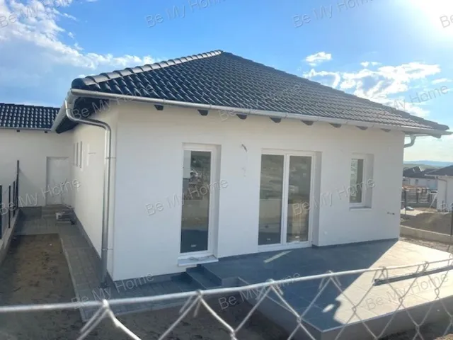 Eladó ház Őrbottyán 93 nm