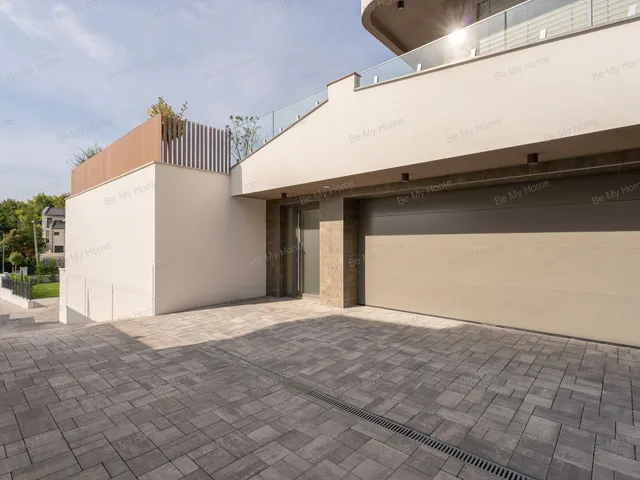 Eladó ház Budapest III. kerület 241 nm