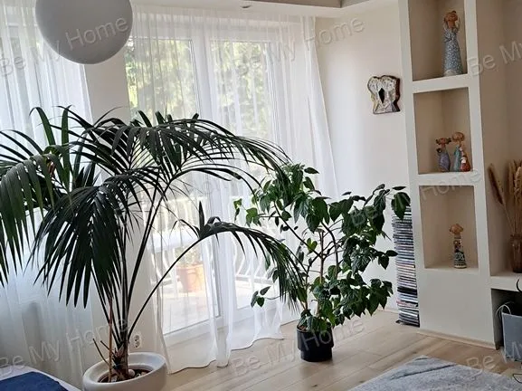 Eladó ház Budapest II. kerület, Budaliget 200 nm