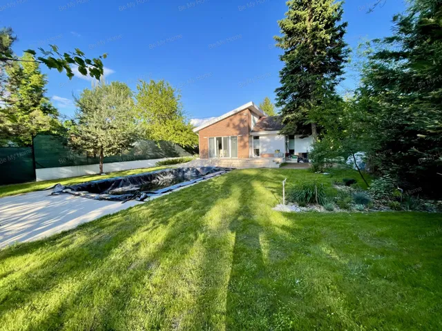 Eladó ház Szigetmonostor, Vadvirág utca 82 nm