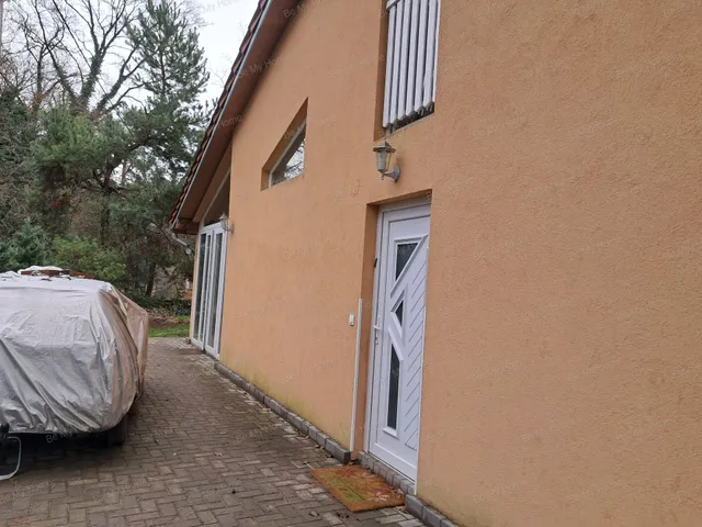 Eladó ház Szigetmonostor 70 nm