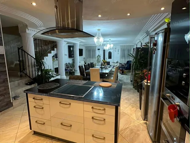 Eladó ház Budapest XV. kerület, Rákospalota 140 nm