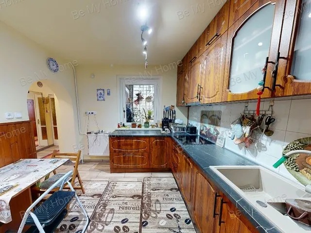 Eladó lakás Budapest III. kerület 106 nm