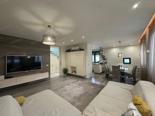 Eladó lakás Szentendre, Belváros, Kölcsey 105 nm