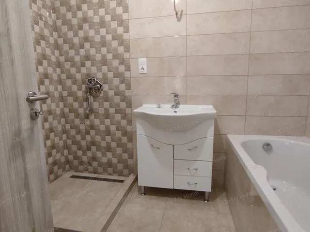 Eladó ház Mogyoród 140 nm