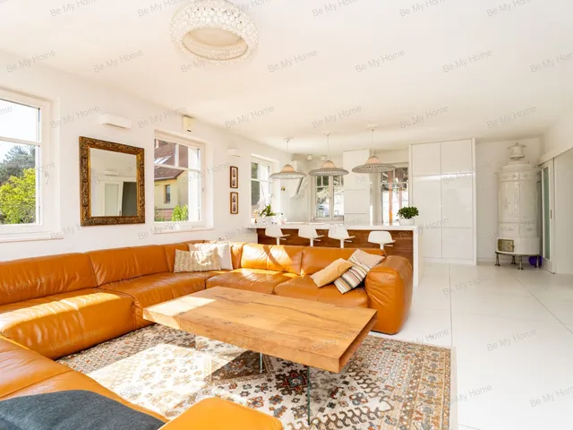 Eladó ház Budapest III. kerület, Testvérhegy 478 nm