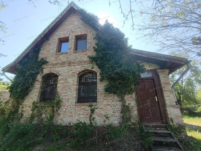 Eladó ház Vácegres 194 nm
