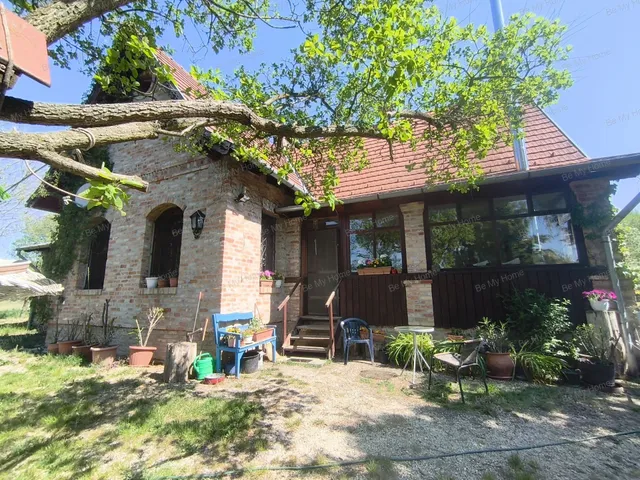 Eladó ház Vácegres 194 nm
