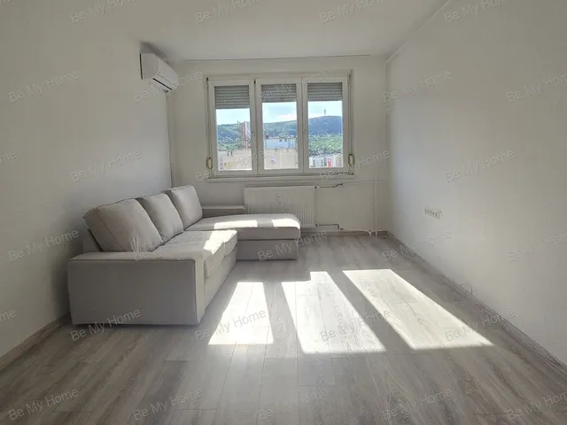 Kiadó lakás Budapest III. kerület, Miklós utca 69 nm