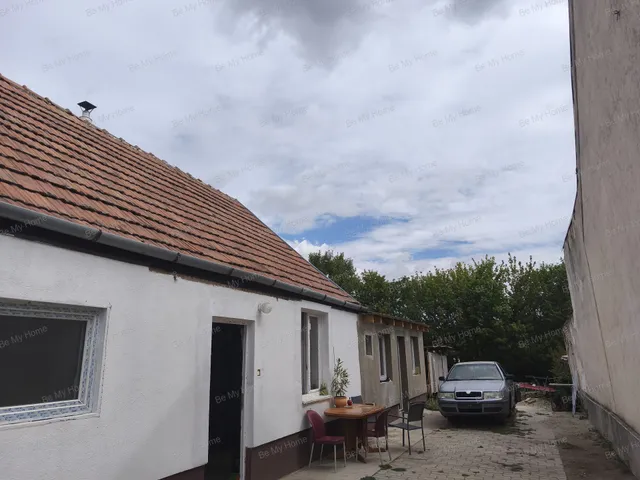Eladó ház Veresegyház, Mézesvölgy 78 nm