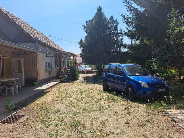 Eladó ház Nyáregyháza, Arany János 80 nm
