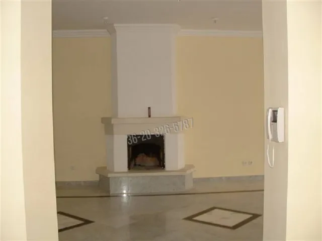 Kiadó ház Budapest XII. kerület, Széchenyi-hegy, Fodor lejtő 260 nm