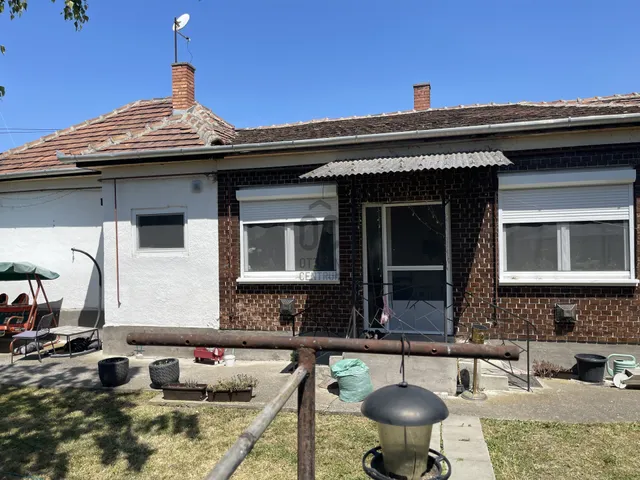 Eladó ház Érd, Városközpont 114 nm