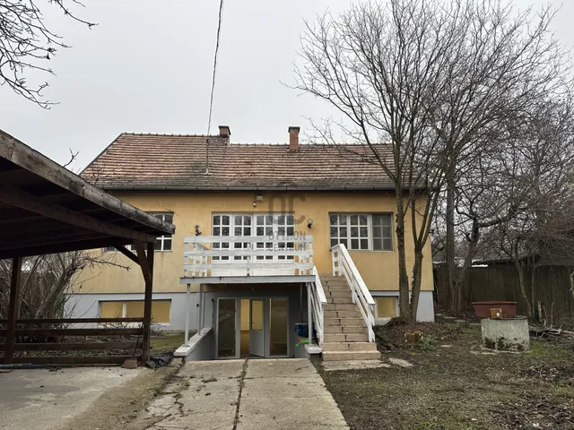 Eladó ház Érd 181 nm