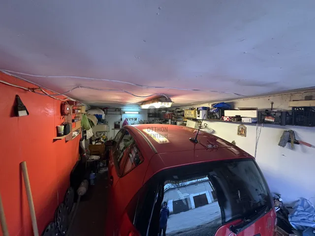 Eladó garázs Százhalombatta, Déli lakótelep 17 nm