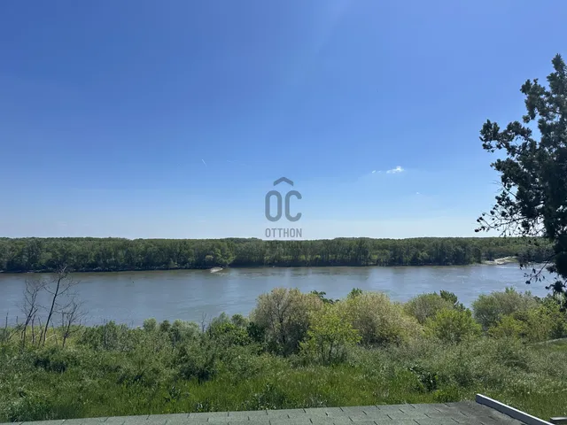 Eladó ház Ercsi 164 nm