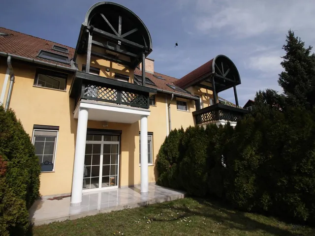 Kiadó ház Budapest II. kerület, Pálvölgy 152 nm