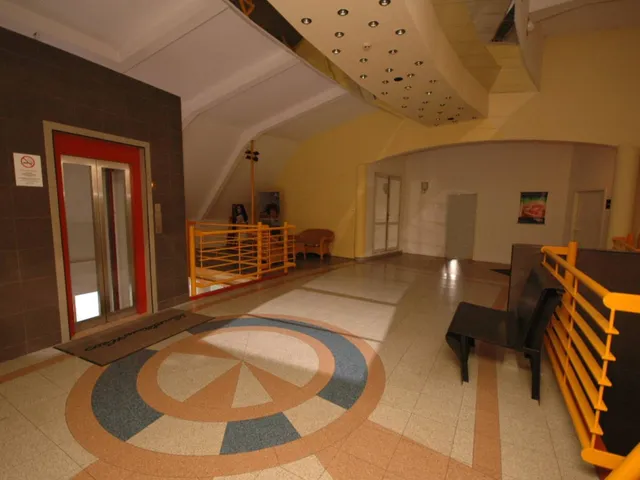 Kiadó kereskedelmi és ipari ingatlan Budapest III. kerület, Filatorigát 47 nm