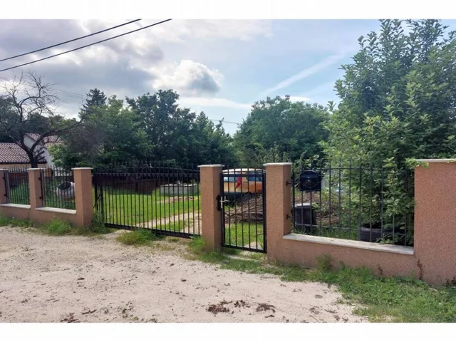 Eladó telek Nagykovácsi 960 nm