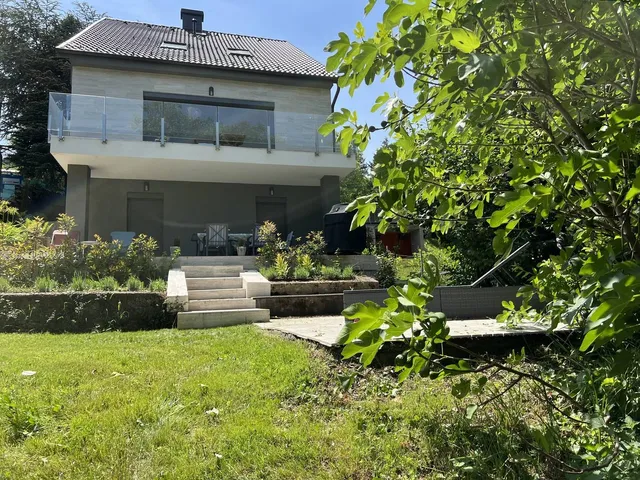 Eladó ház Budapest II. kerület 180 nm