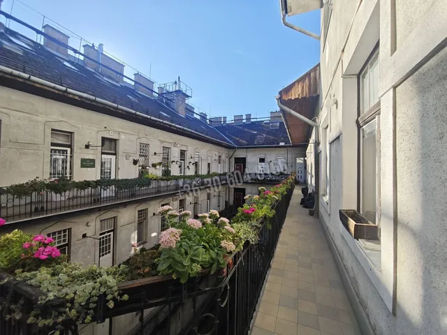 Eladó lakás Budapest XI. kerület, Műegyetem környéke, Móricz Zsigmond körtér 57 nm