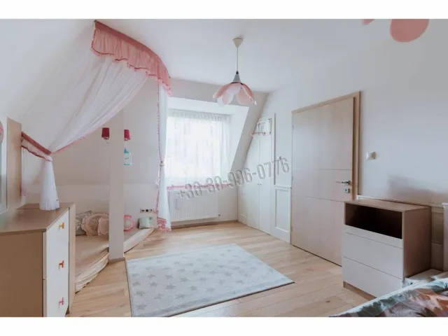 Kiadó ház Budapest II. kerület 300 nm