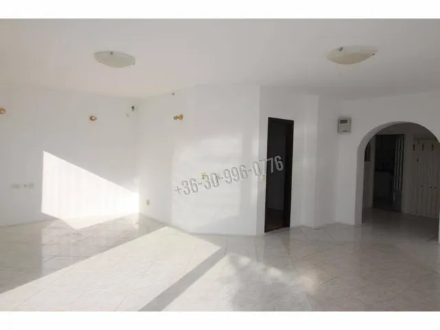 Kiadó lakás Solymár 106 nm