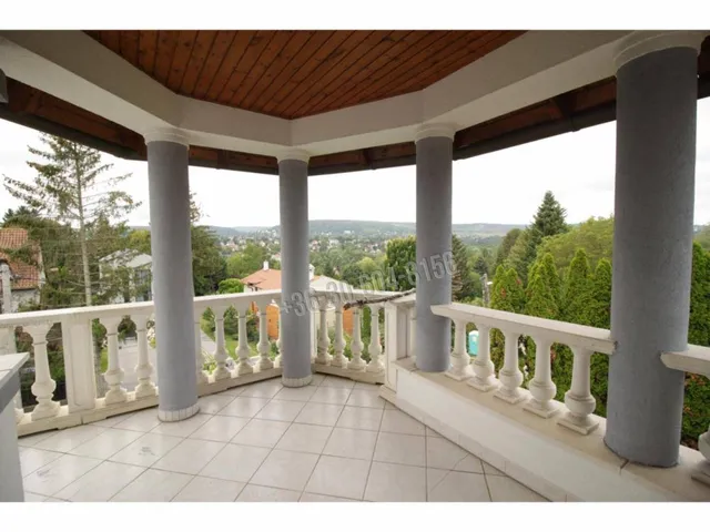 Eladó ház Budapest II. kerület 340 nm