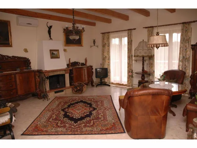 Kiadó ház Budapest II. kerület 200 nm