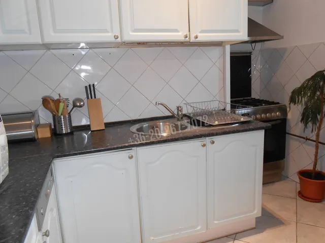 Kiadó lakás Budapest XIV. kerület, Herminamező 80 nm