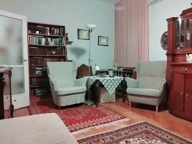 Eladó lakás Budapest I. kerület 56 nm